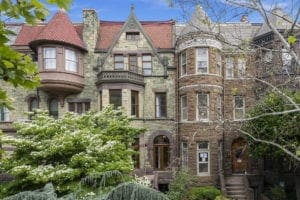 Open property gallery