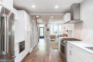 Open property gallery