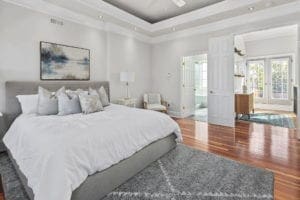 Open property gallery