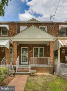 Open property gallery