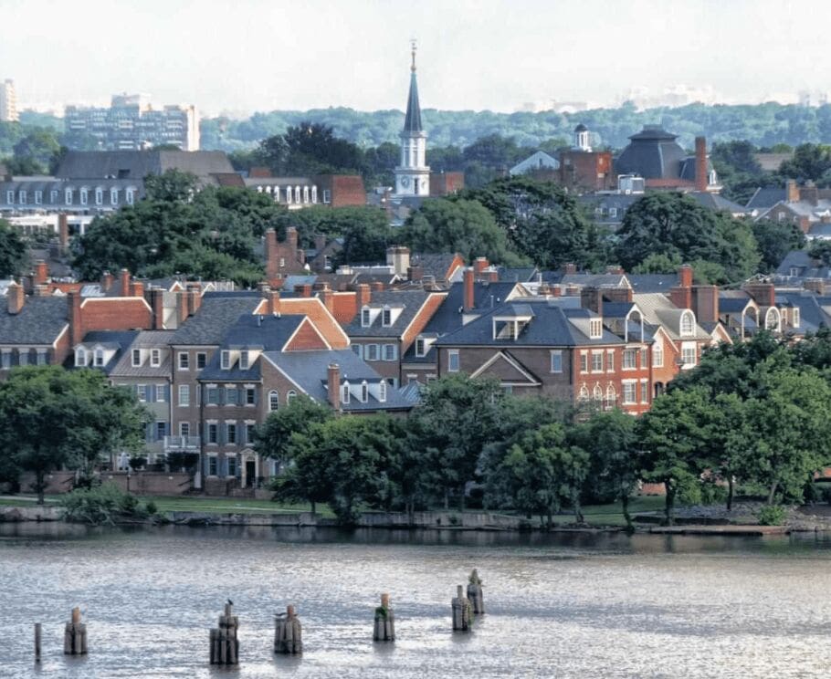 where to live if you work in DC