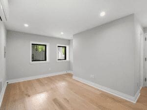 Open property gallery