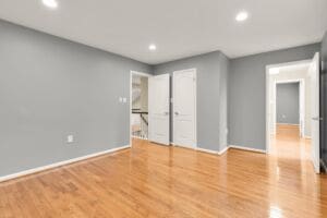 Open property gallery