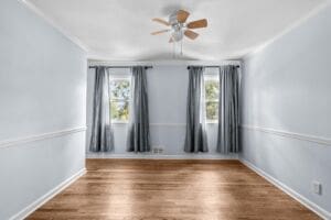 Open property gallery