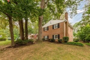 Open property gallery