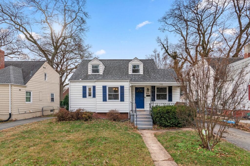 3919 Oliver St, Hyattsville MD 20782